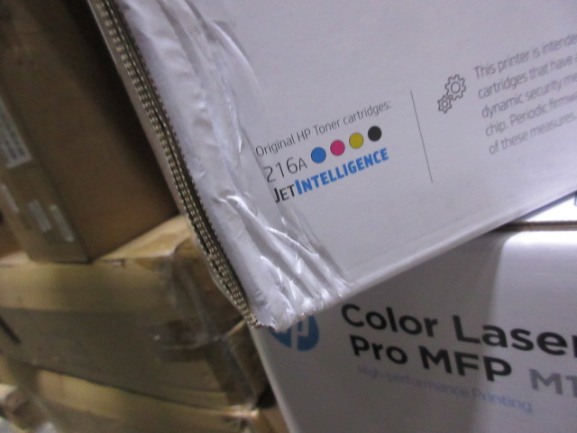 Многофункциональное устройство HP Color LaserJet Pro MFP M182n (p/c/s ,A4, 16ppm, 256Mb, USB, Fast Ethernet10/100 Base-TX,1 tray 150, cartridge 800&700 cmy in box, Repl. T6B70A) (7KW54A#B19) (незначительное повреждение коробки) Многофункциональное устройство HP Color LaserJet Pro MFP M182n (p/c/s ,A4, 16ppm, 256Mb, USB, Fast Ethernet10/100 Base-TX,1 tray 150, cartridge 800&700 cmy in box, Repl. T6B70A) (7KW54A#B19) (незначительное повреждение коробки)
